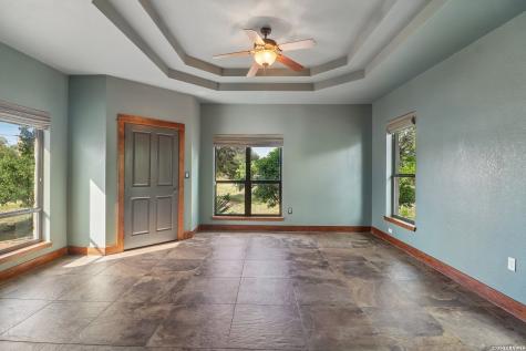 1611 Saddlewood Boulevard Kerrville TX 78028