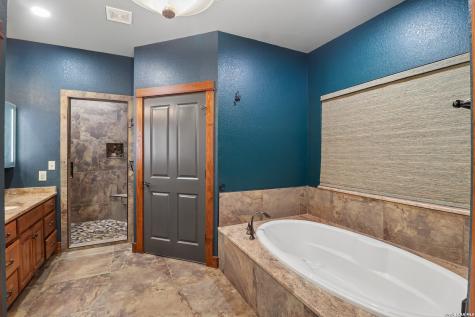 1611 Saddlewood Boulevard Kerrville TX 78028