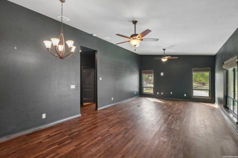 1611 Saddlewood Boulevard Kerrville TX 78028