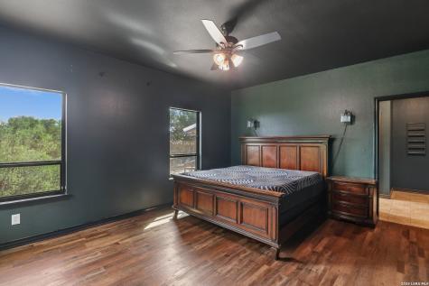 1611 Saddlewood Boulevard Kerrville TX 78028