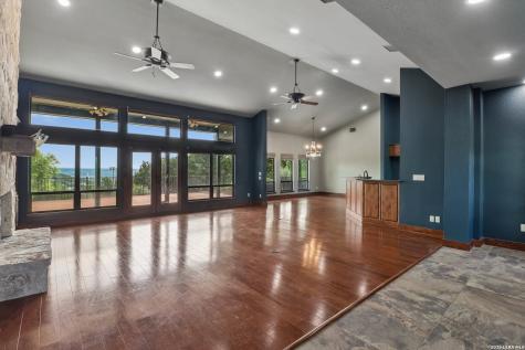 1611 Saddlewood Boulevard Kerrville TX 78028