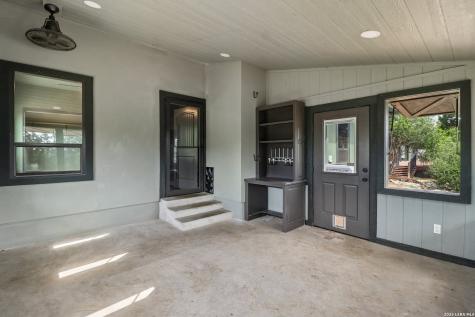 1611 Saddlewood Boulevard Kerrville TX 78028