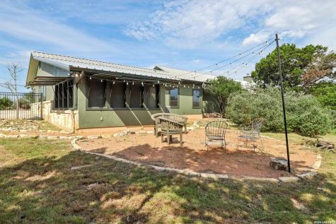 1611 Saddlewood Boulevard Kerrville TX 78028