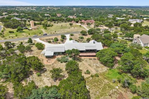 1611 Saddlewood Boulevard Kerrville TX 78028
