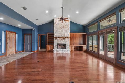 1611 Saddlewood Boulevard Kerrville TX 78028