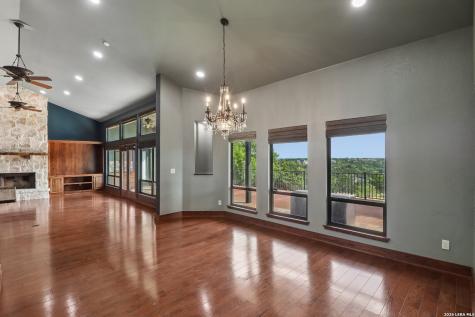 1611 Saddlewood Boulevard Kerrville TX 78028