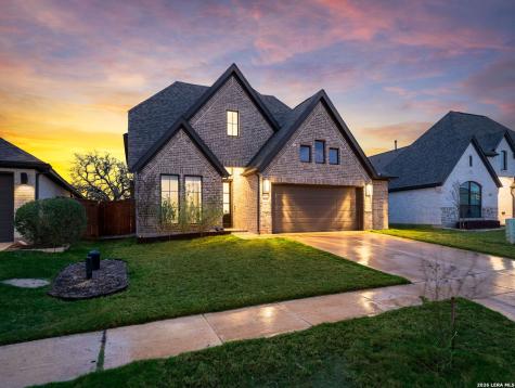 634 Meade Street New Braunfels TX 78132