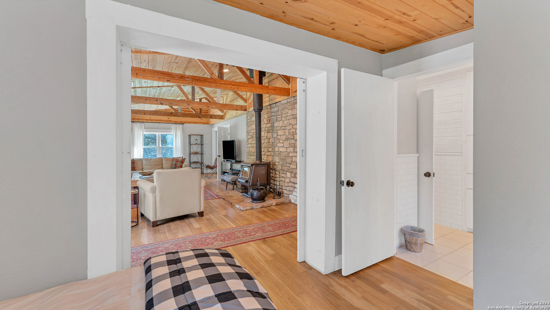 606 Deer Lake Cove Wimberley TX 78676