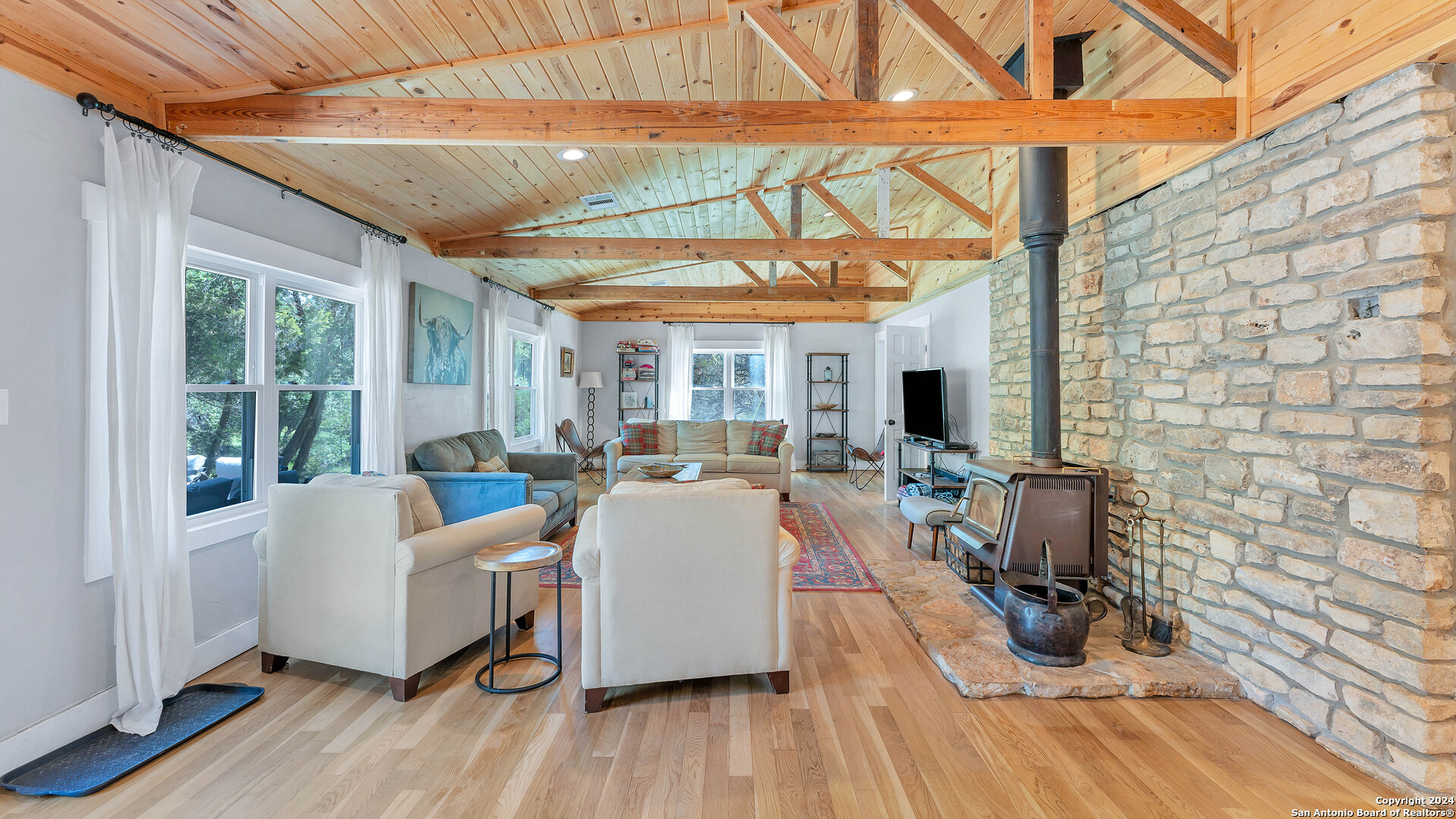 606 Deer Lake Cove Wimberley TX 78676