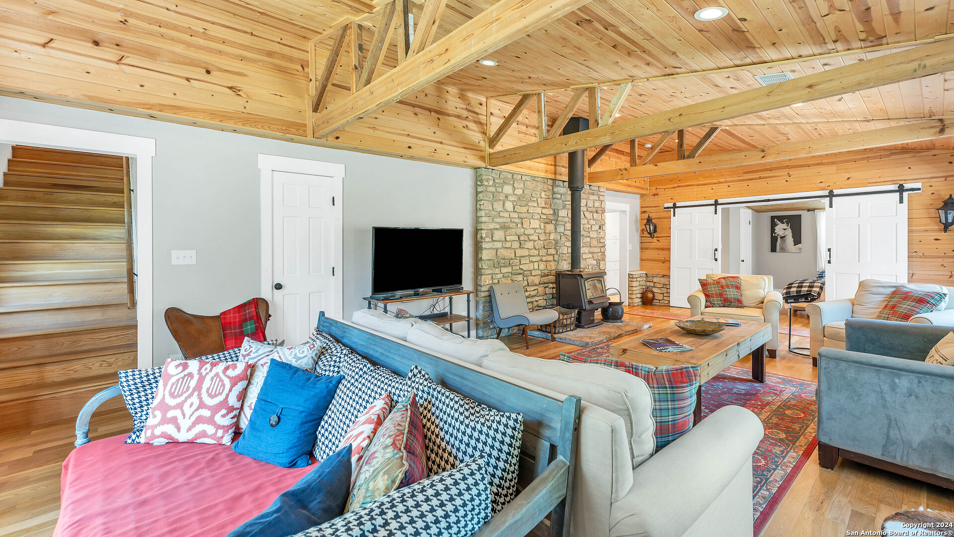 606 Deer Lake Cove Wimberley TX 78676