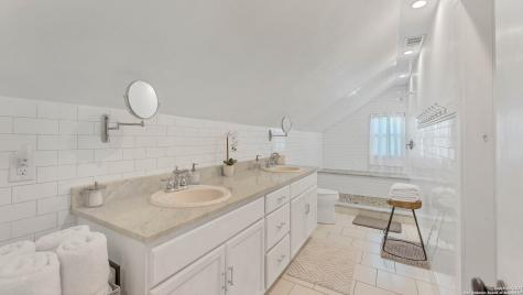 606 Deer Lake Cove Wimberley TX 78676