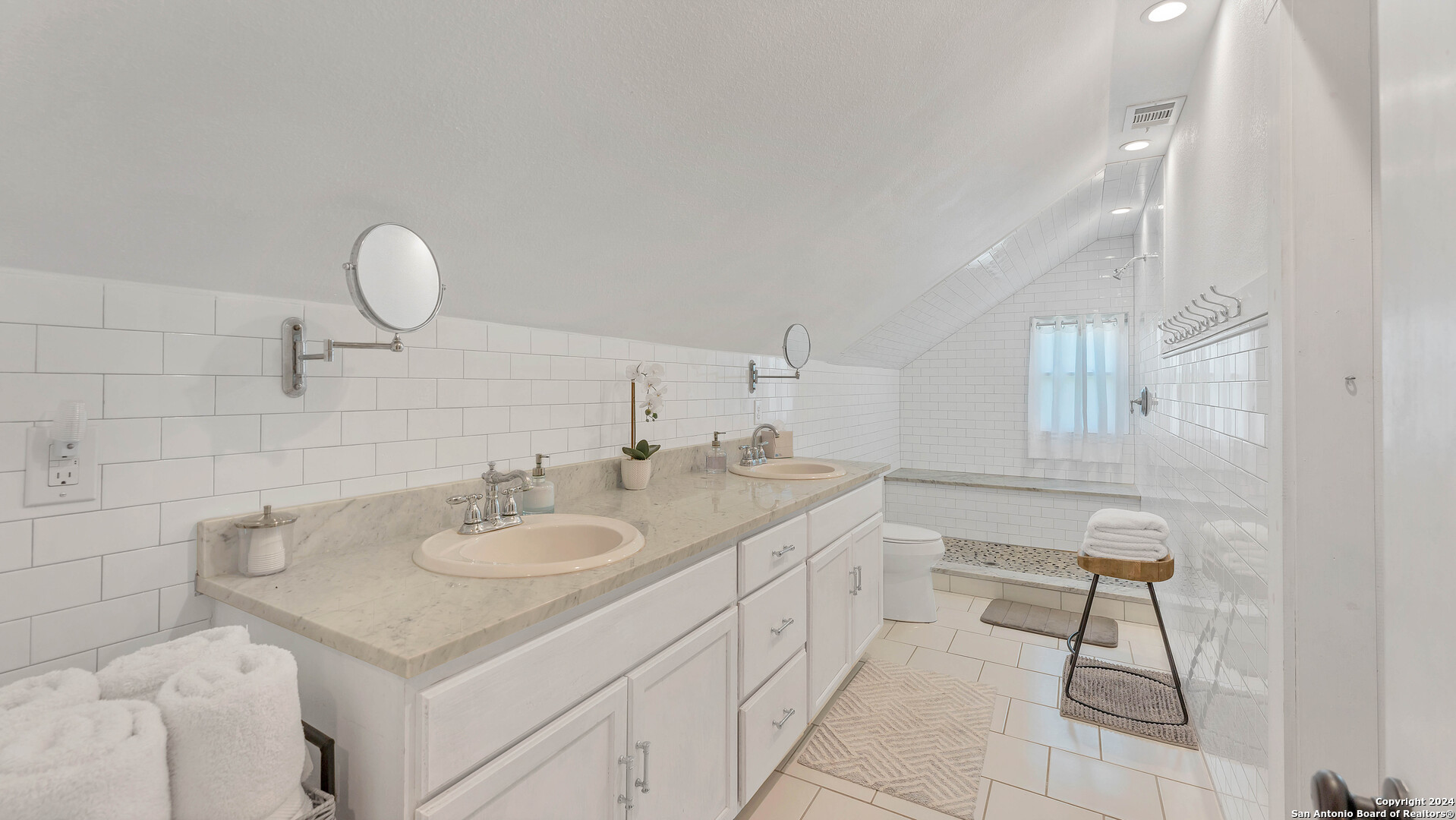 606 Deer Lake Cove Wimberley TX 78676