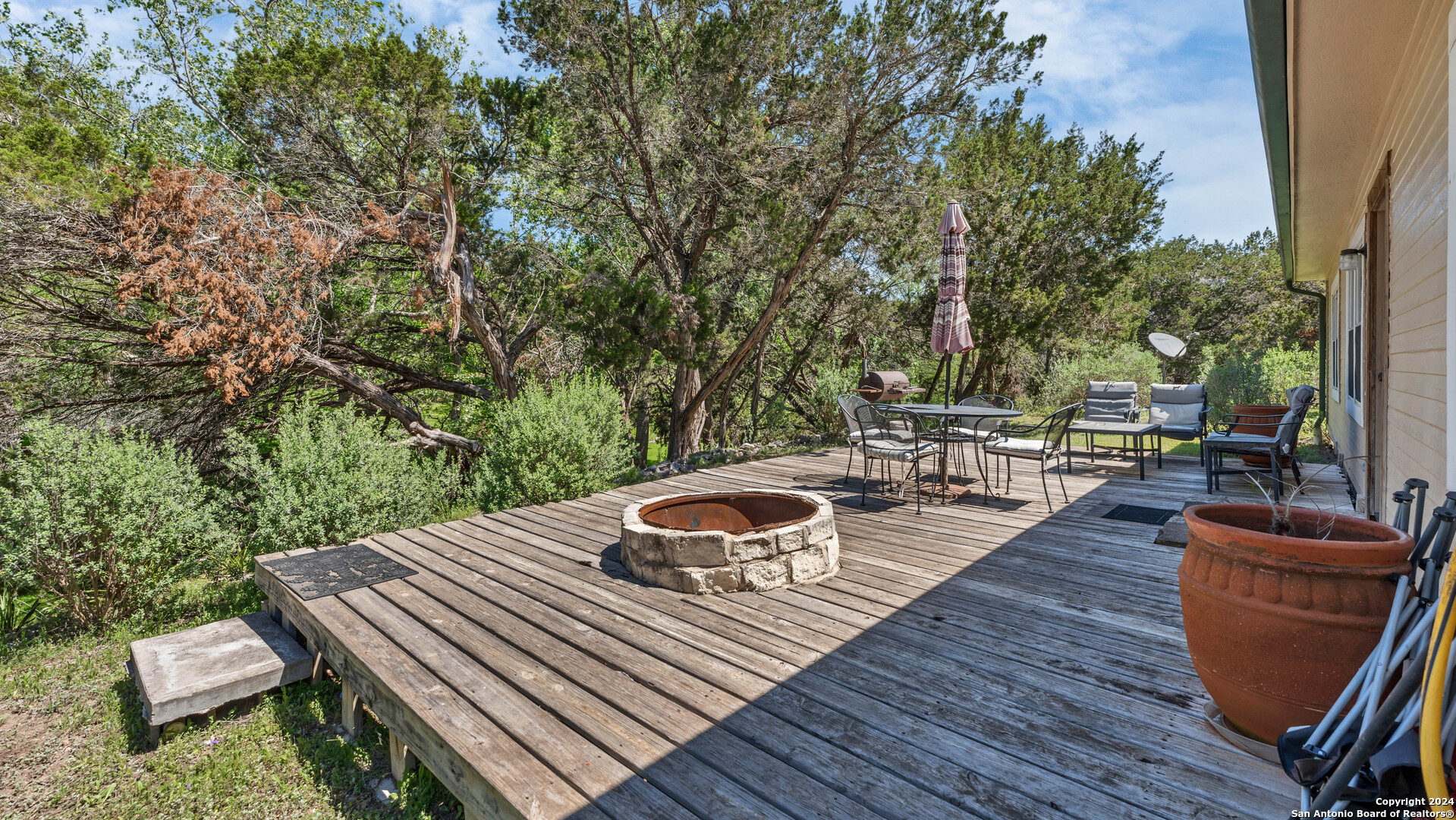 606 Deer Lake Cove Wimberley TX 78676