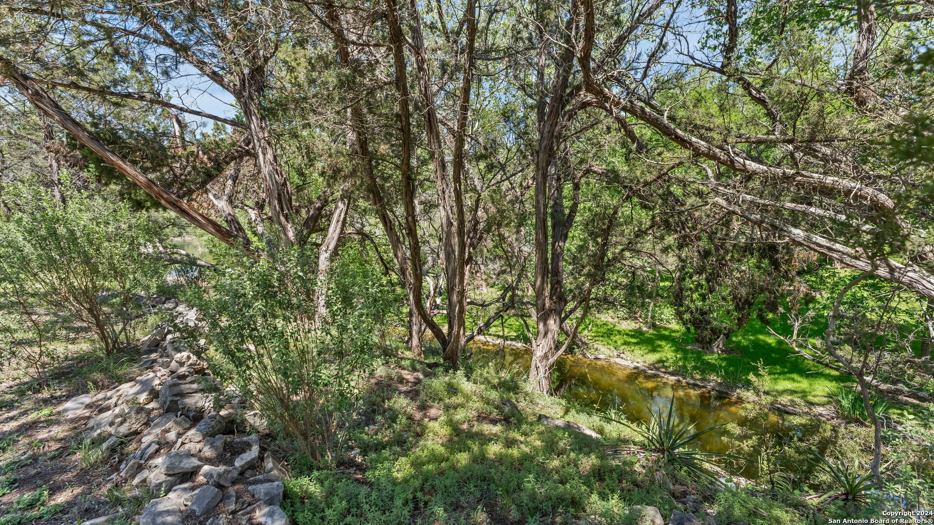 606 Deer Lake Cove Wimberley TX 78676