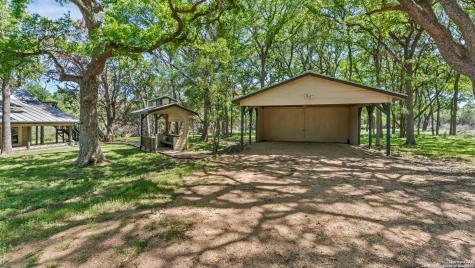 606 Deer Lake Cove Wimberley TX 78676