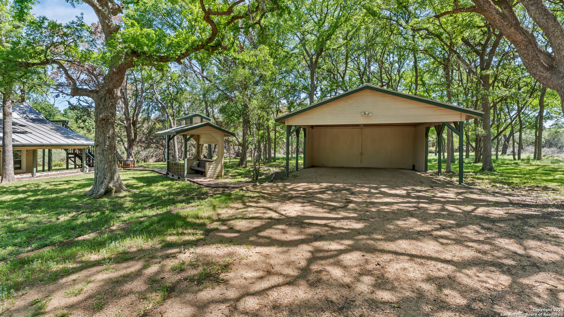 606 Deer Lake Cove Wimberley TX 78676