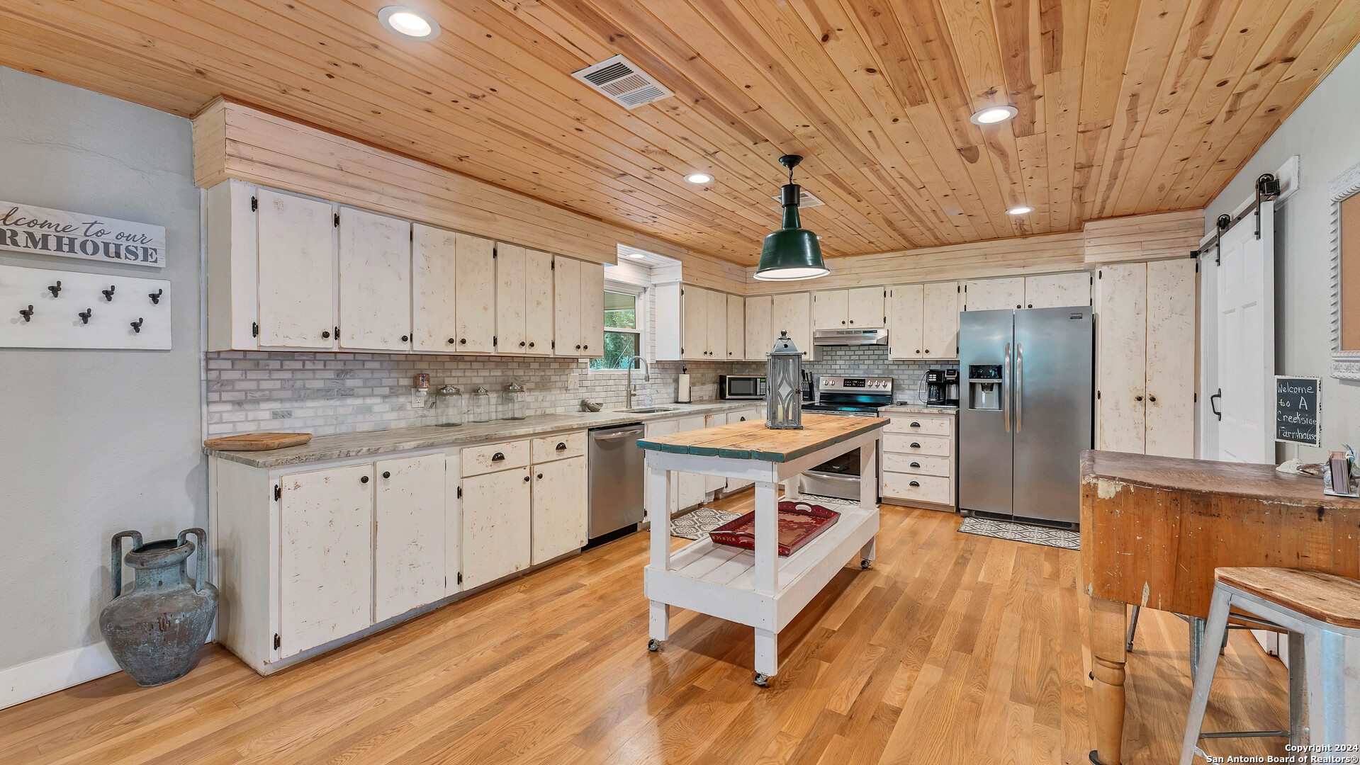 606 Deer Lake Cove Wimberley TX 78676