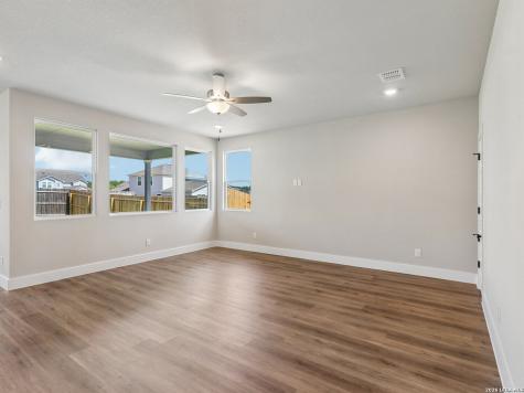 7059 Hayes Horizon Live Oak TX 78233