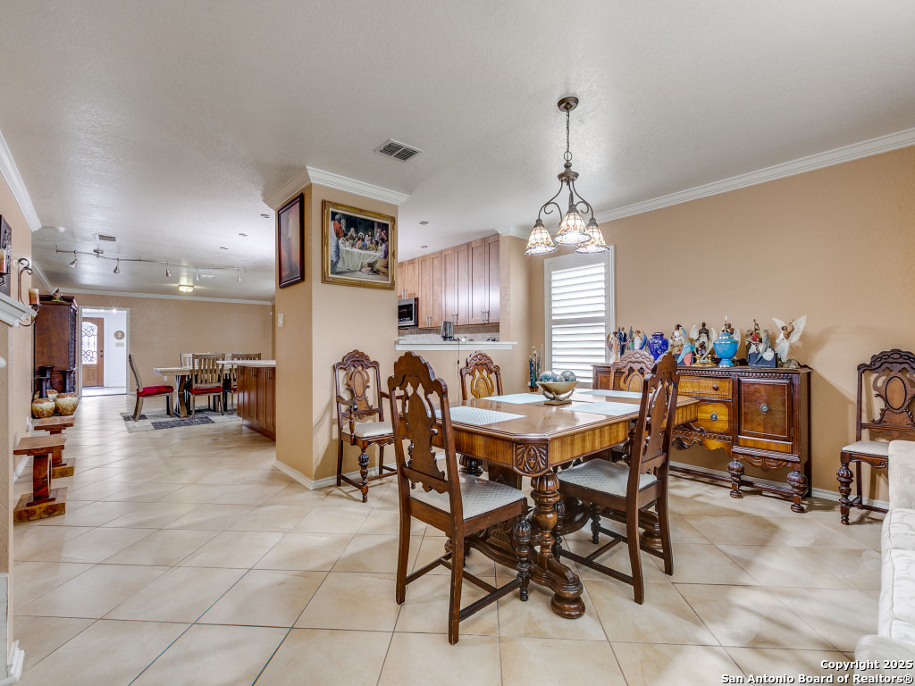 4723 Stable Hollow San Antonio TX 78244