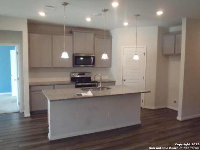 1250 Lennea Garden New Braunfels TX 78130