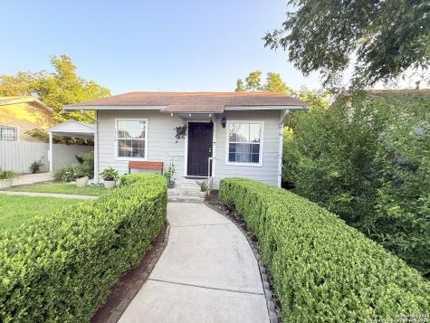 1718 Santa Barbara San Antonio TX 78201