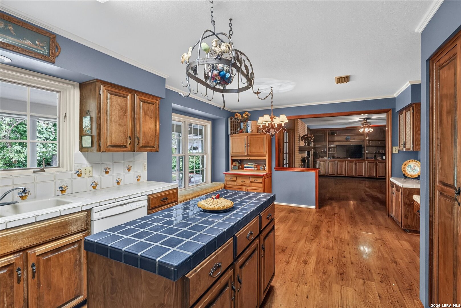 1706 Whitehaven San Antonio TX 78232