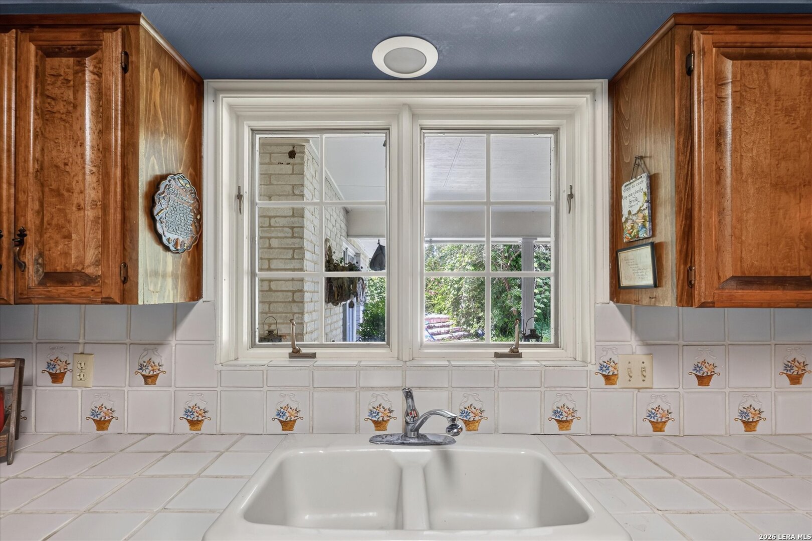 1706 Whitehaven San Antonio TX 78232