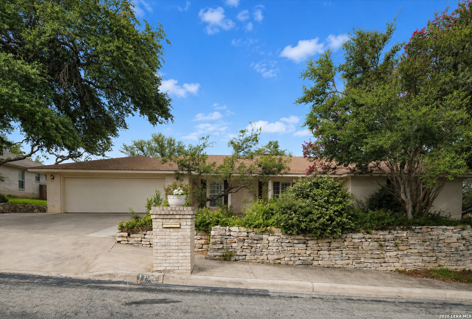 1706 Whitehaven San Antonio TX 78232