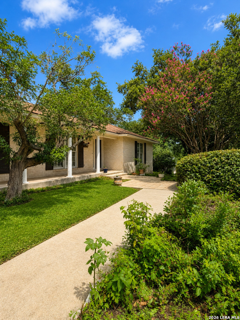 1706 Whitehaven San Antonio TX 78232