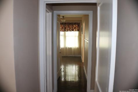 2306 W Huisache San Antonio TX 78201