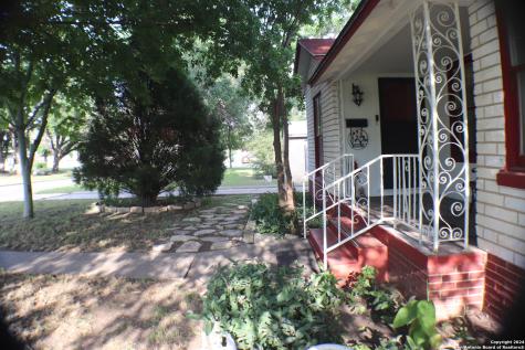 2306 W Huisache San Antonio TX 78201