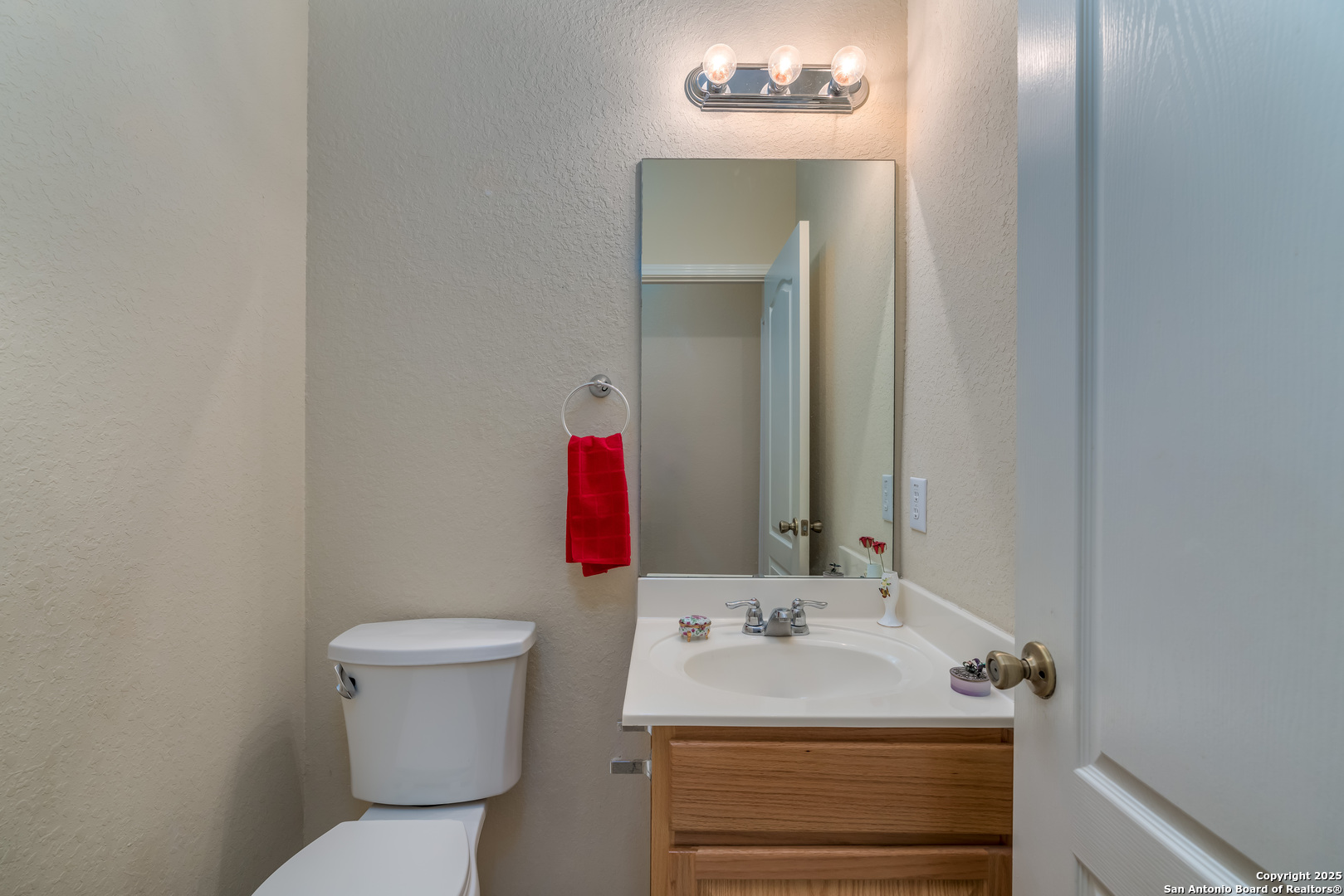 6110 Kenedy Leaf San Antonio TX 78253