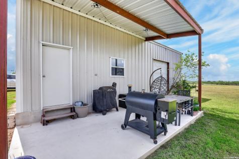 435 Fm 539 Floresville TX 78114