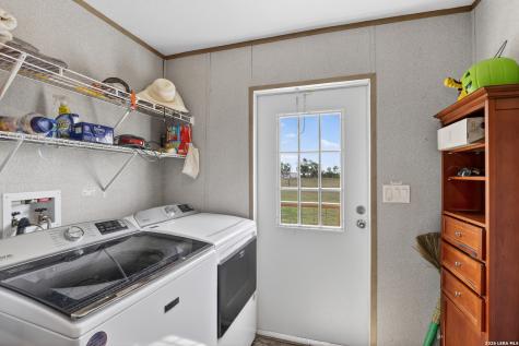 435 Fm 539 Floresville TX 78114