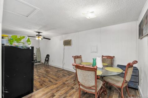 131 Savannah Drive San Antonio TX 78213