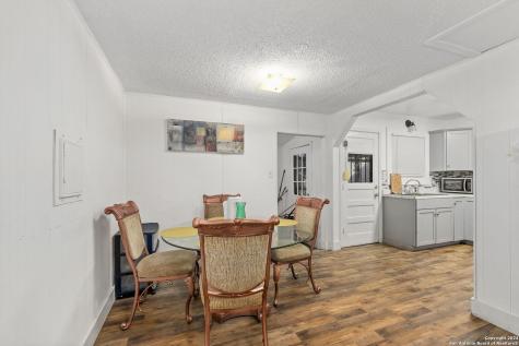 131 Savannah Drive San Antonio TX 78213