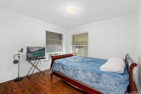 131 Savannah Drive San Antonio TX 78213