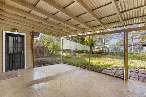 131 Savannah Drive San Antonio TX 78213