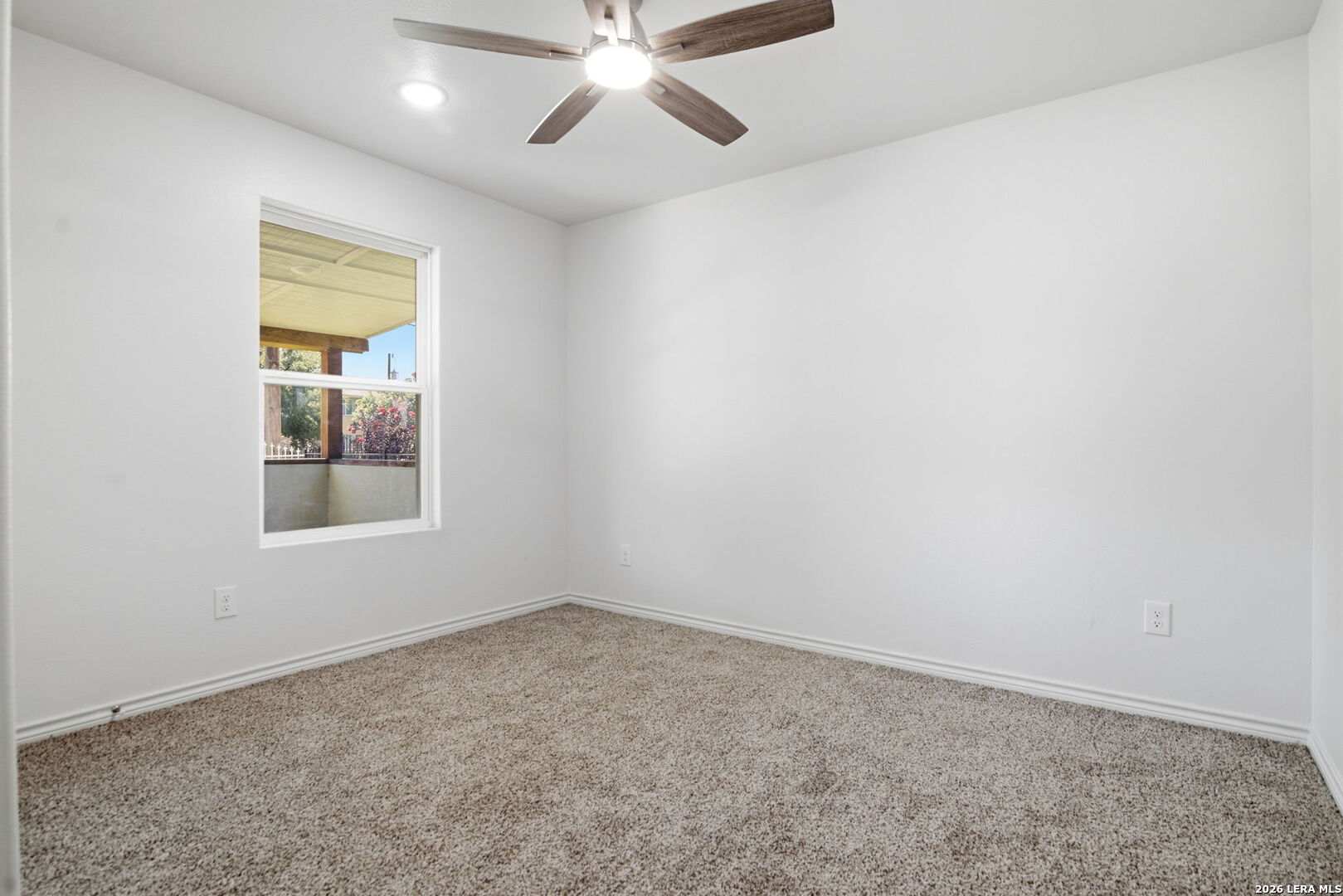 943 S San Eduardo San Antonio TX 78237