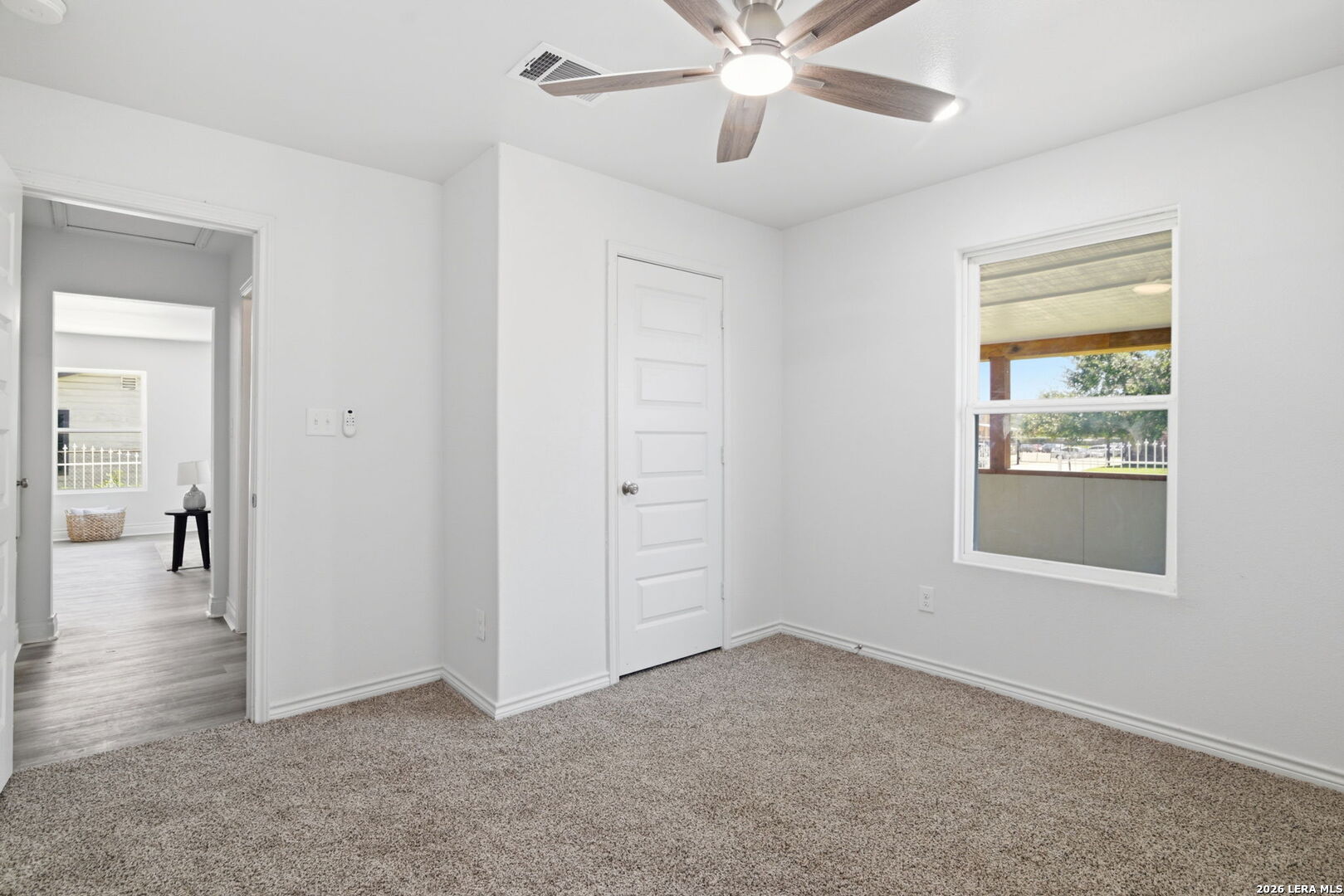 943 S San Eduardo San Antonio TX 78237