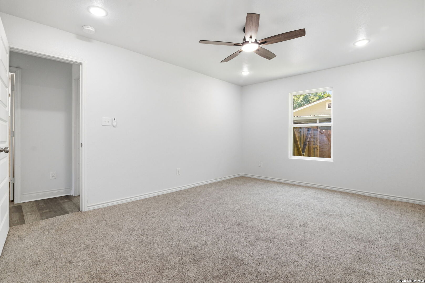 943 S San Eduardo San Antonio TX 78237