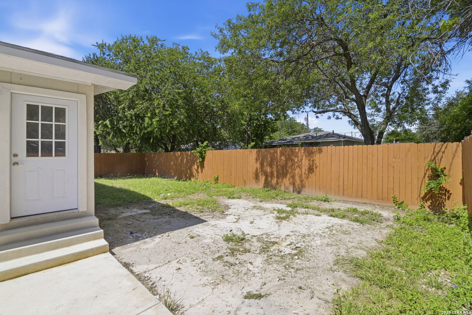 943 S San Eduardo San Antonio TX 78237