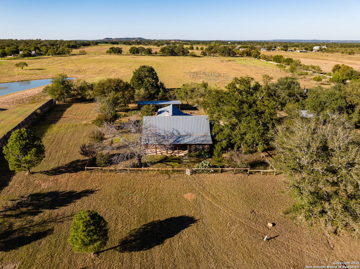 387 Schmidtzinsky Fredericksburg TX 78624