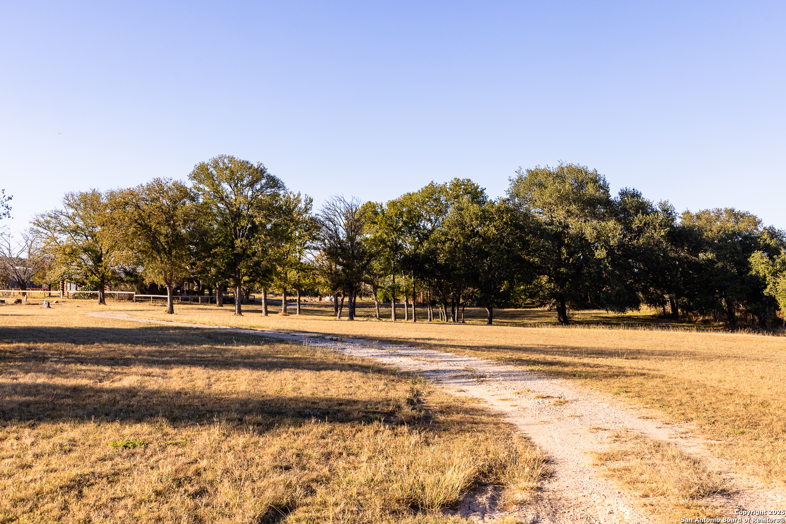 387 Schmidtzinsky Fredericksburg TX 78624