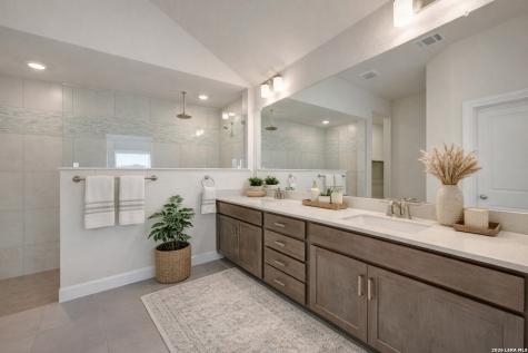 1318 Wilson New Braunfels TX 78132