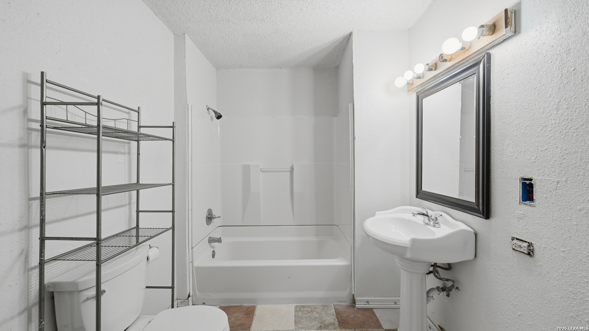 1321 Quail Seguin TX 78155