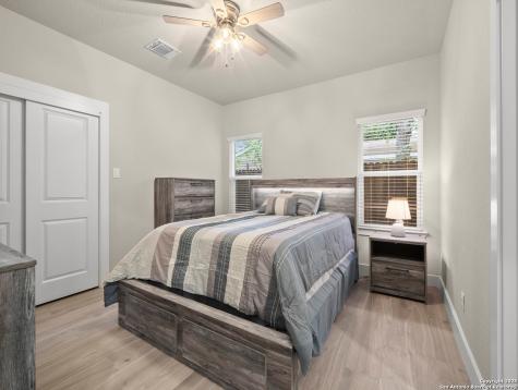 5338 Howard Street San Antonio TX 78212