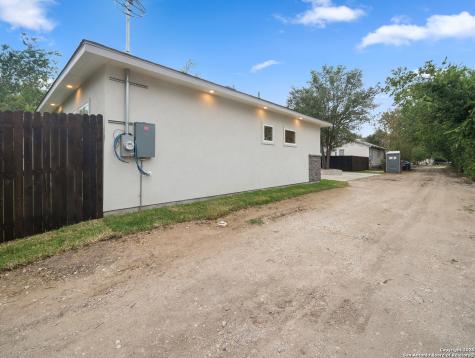 5338 Howard Street San Antonio TX 78212