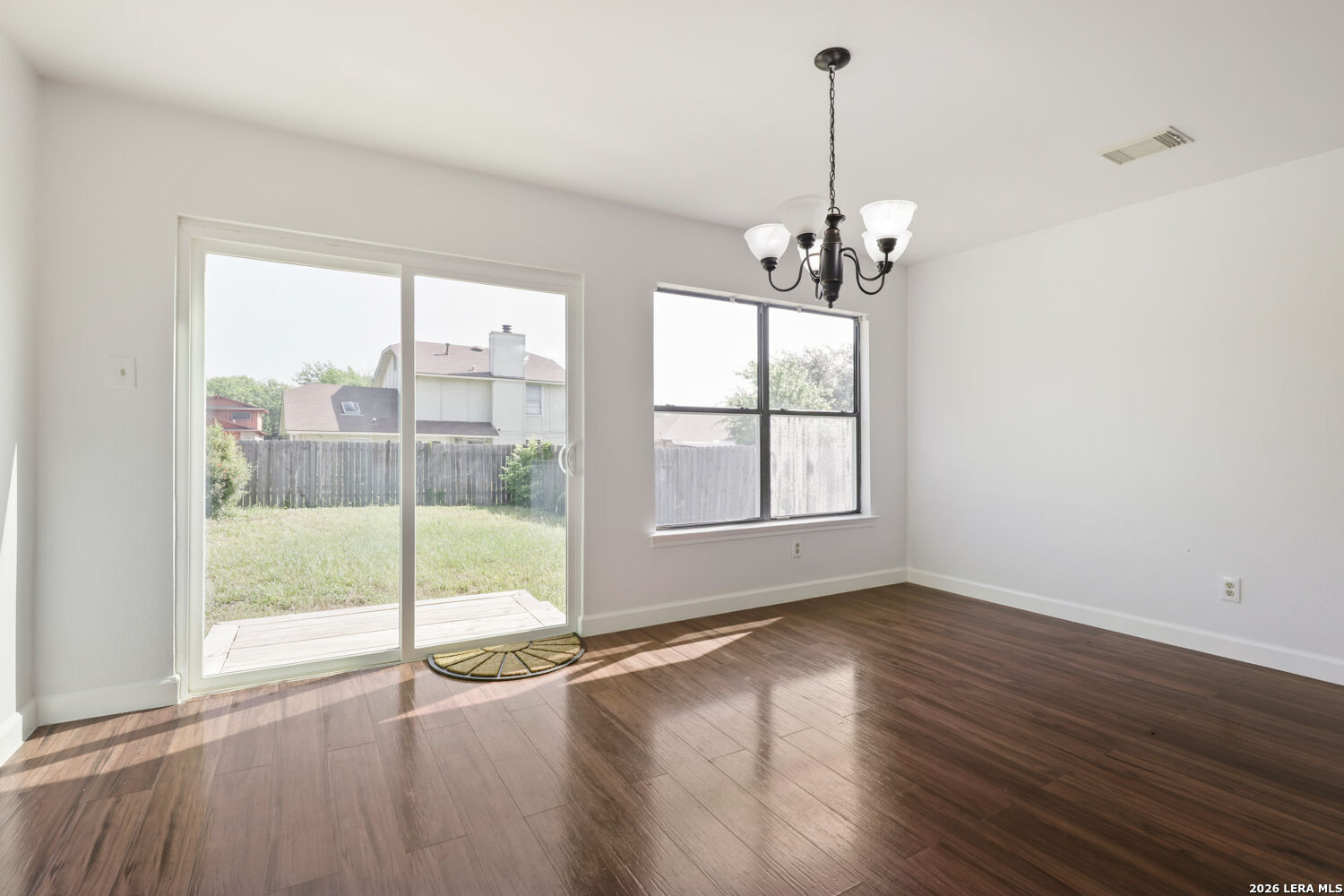 6527 Magic Oaks San Antonio TX 78239