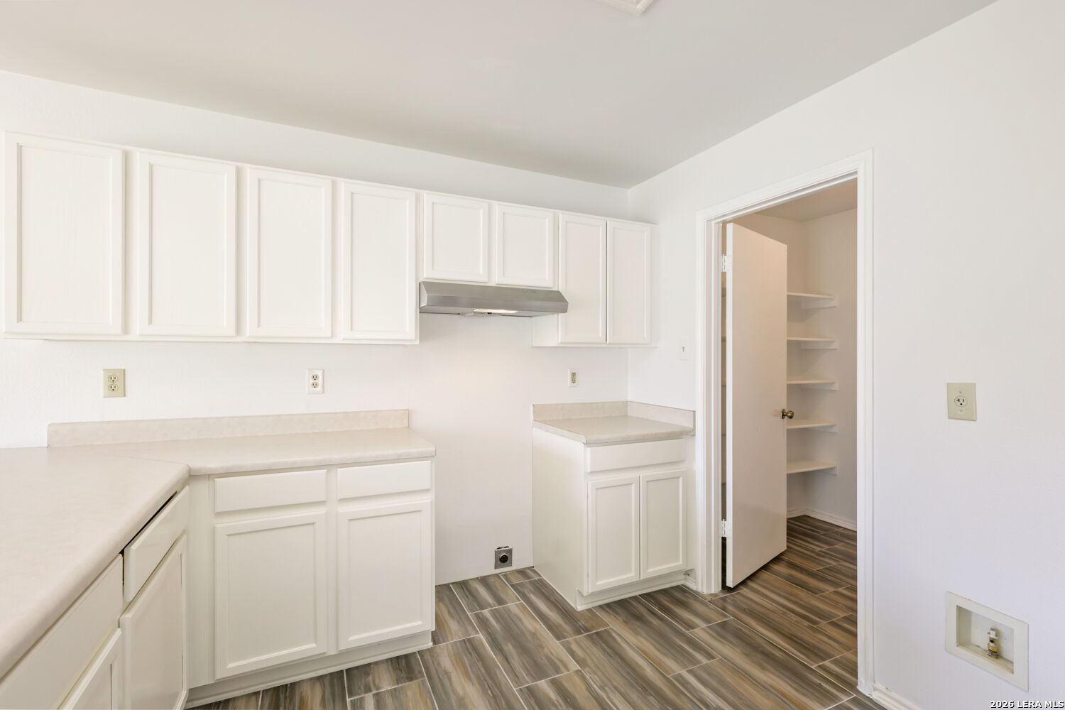 6527 Magic Oaks San Antonio TX 78239